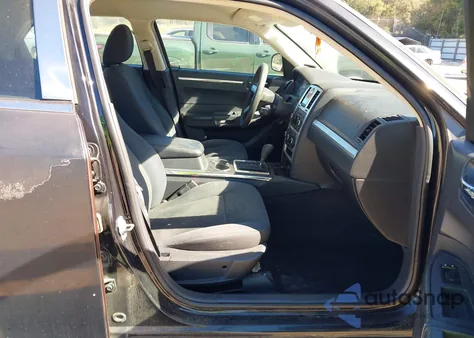 2010 Chrysler 300 Touring from USA, damaged, VIN 2C3CA4CD5AH105635